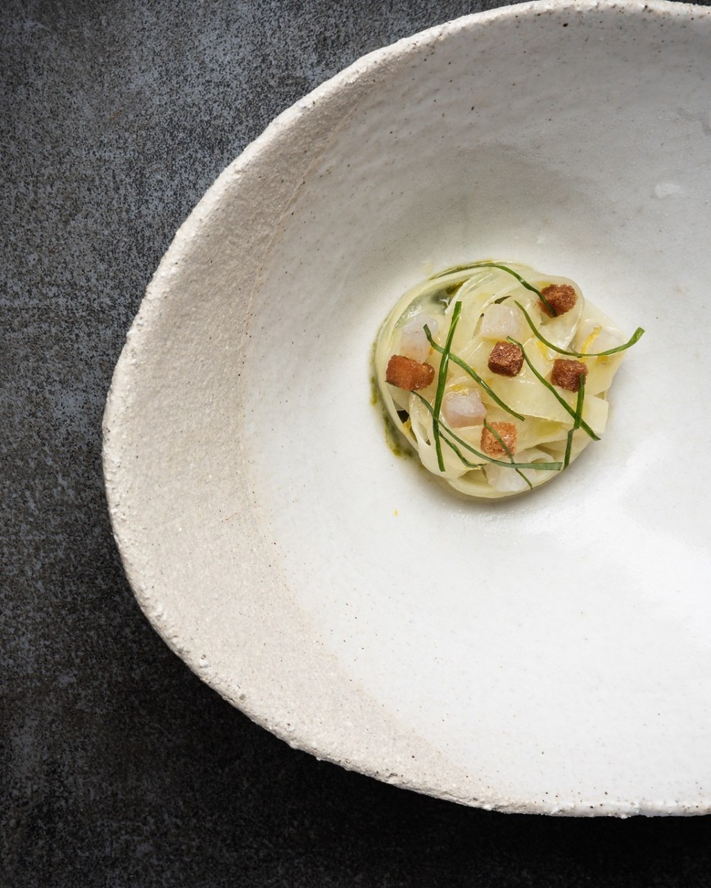 L’Art de la Céramique au Service de la Gastronomie : Une Collaboration entre Jars et Yoann Conte